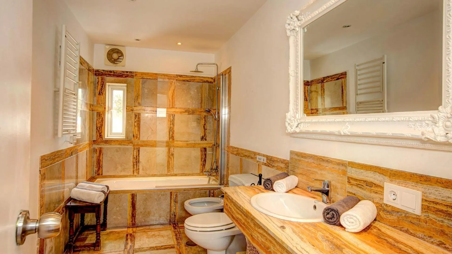 Casa de Férias Sunshine Laughter & Sea Views Vila Lloret de Mar